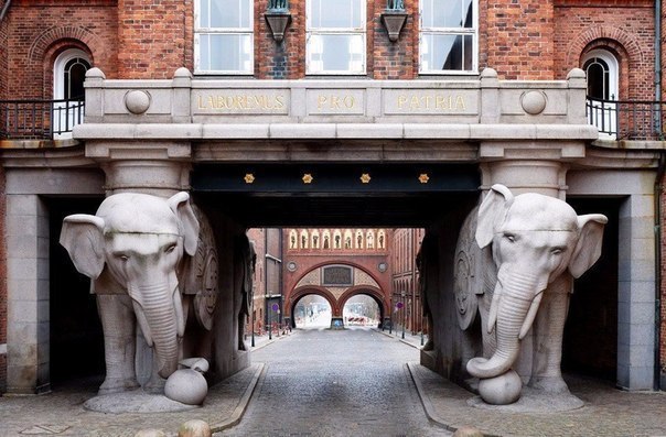 Слоновьи ворота, Копенгаген, Дания